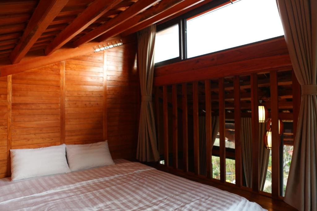 Two-Bedroom Chalet room - Image 2