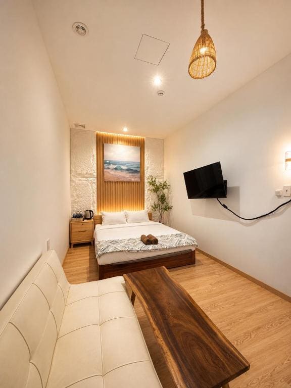 Double Room with Mountain View room - Image 2