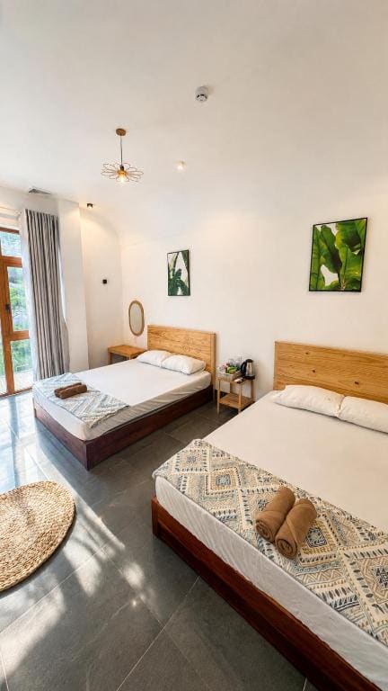 Family Room with Garden View room - Image 2