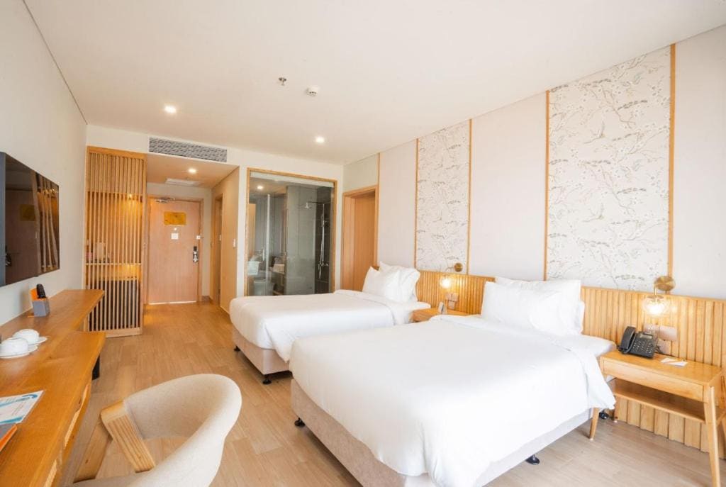 Deluxe Double or Twin Room with Sea View room - Image 1
