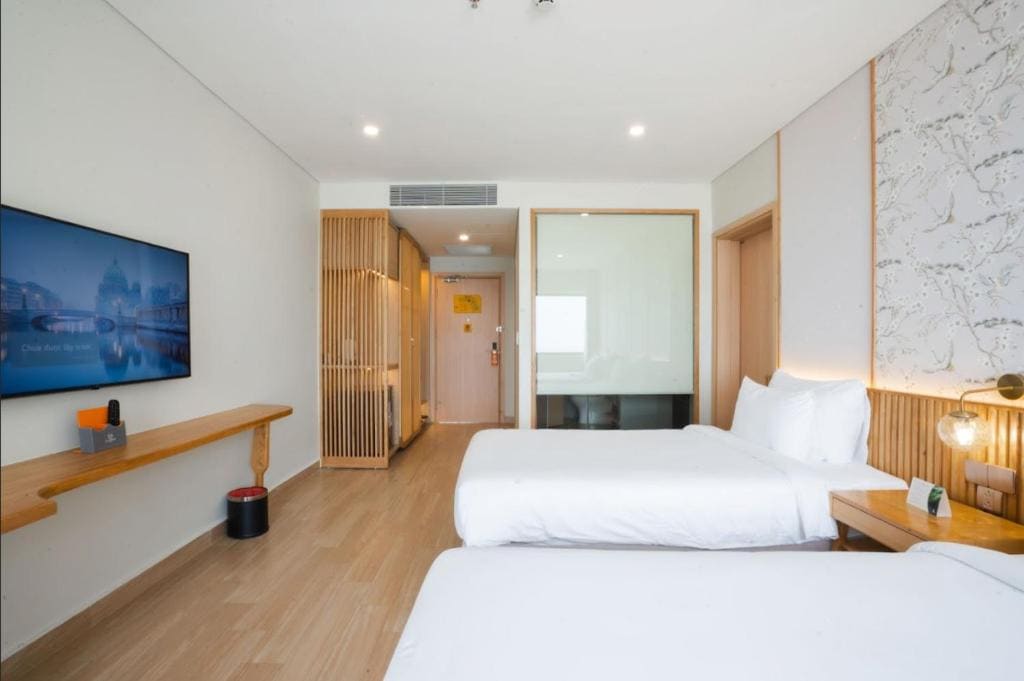 Family Room with Sea View room - Image 3
