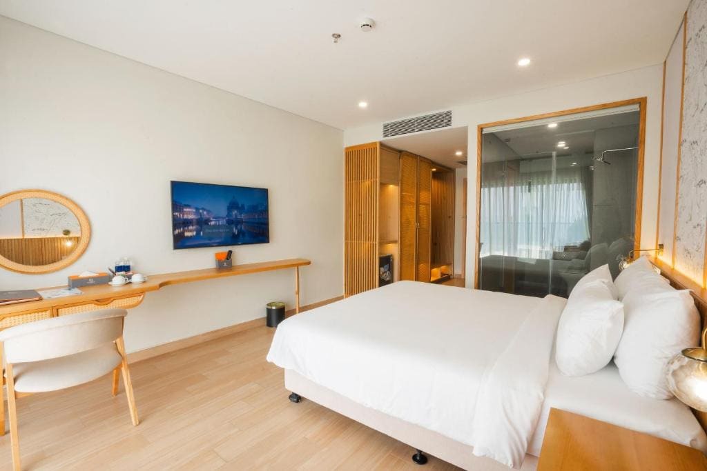 Standard Double or Twin Room with Balcony room - Image 1