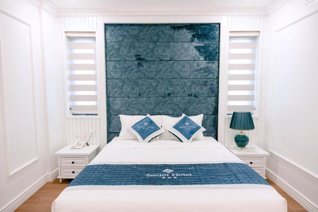 Deluxe Family Room room - Image 3