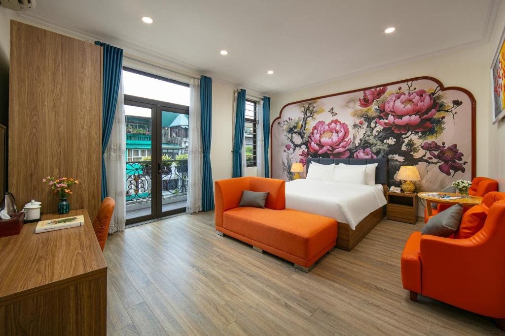 Junior Suite with Balcony room - Image 3