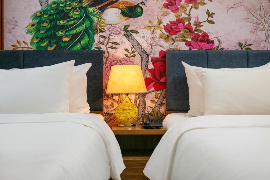 Superior Twin Room room - Image 2
