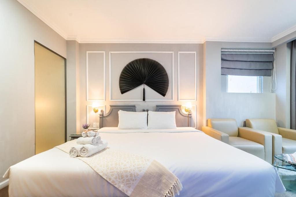 Suite room - Image 2