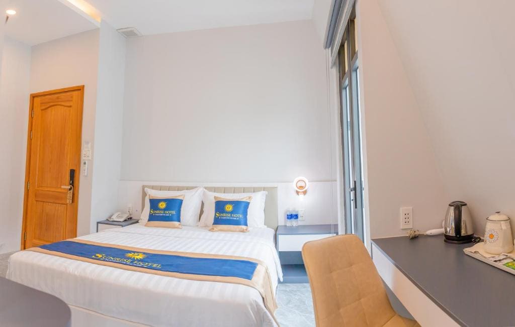 Deluxe Double Room room - Image 2