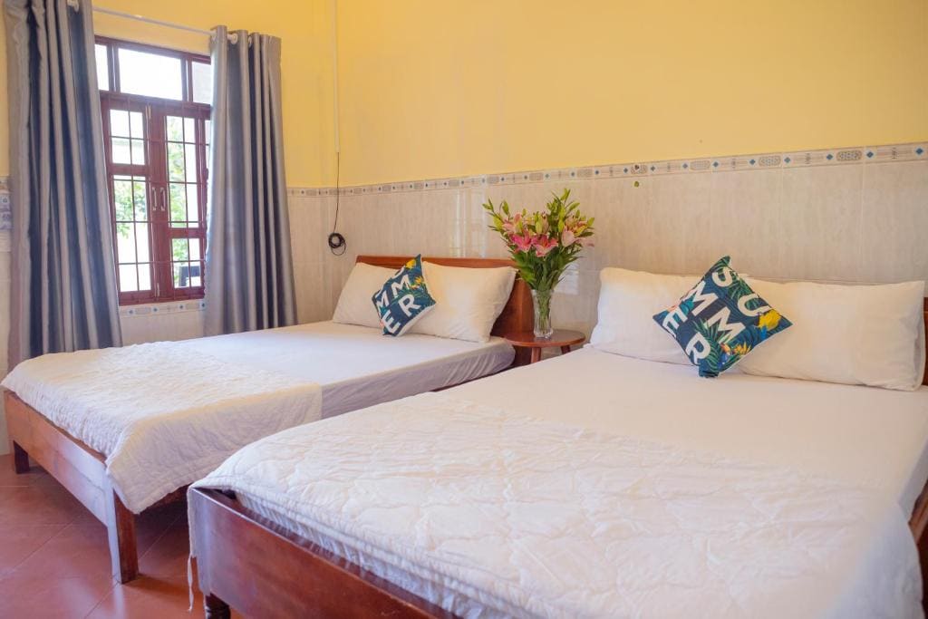 Triple Room with Garden View room - Image 2