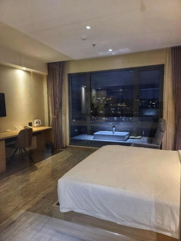 Senior Deluxe room - Image 1
