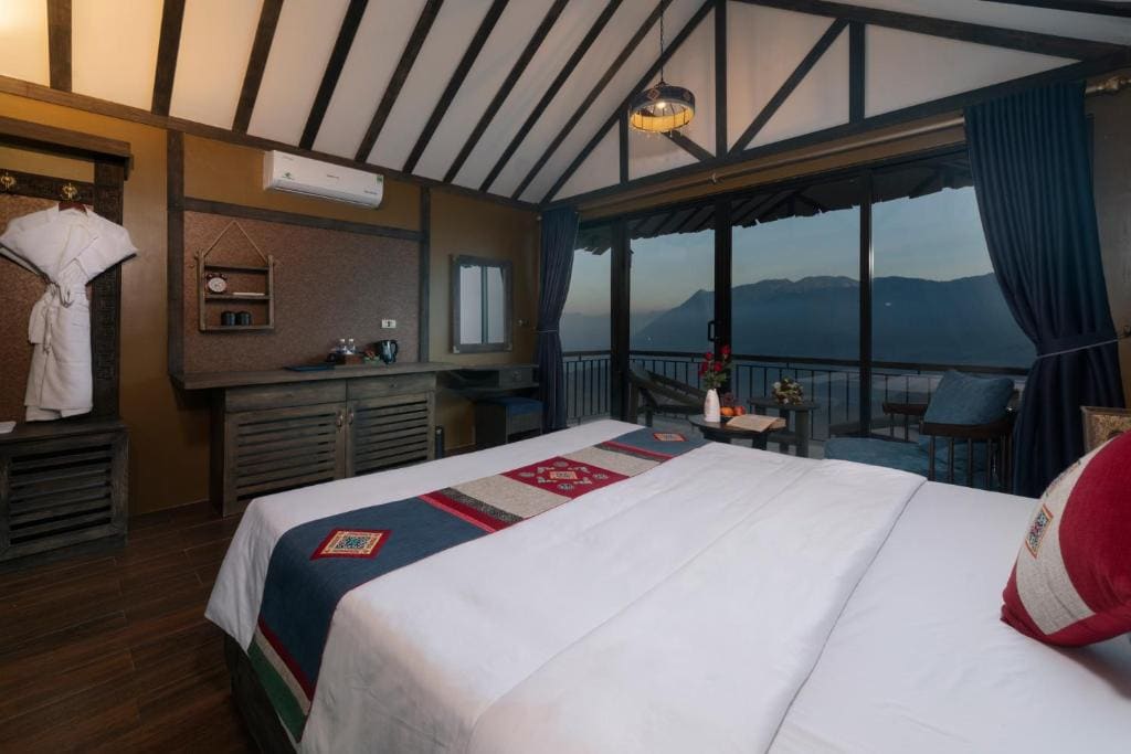King Room with Mountain View room - Image 3