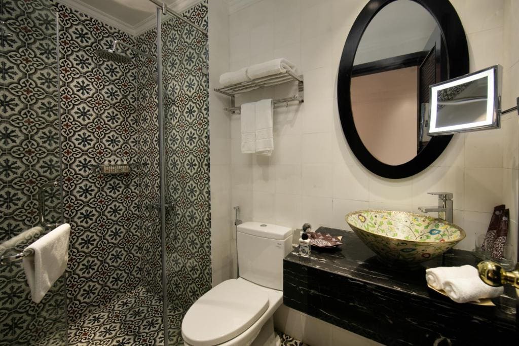Day Use (4 Hours) - Deluxe Double or Twin Room with City View room - Image 2