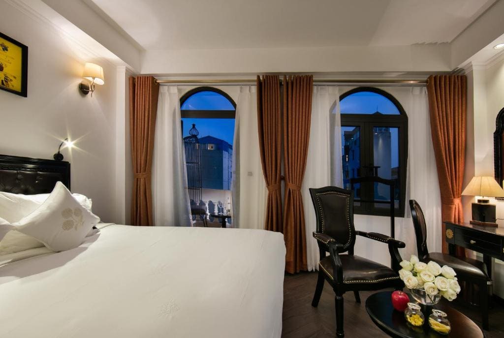 Suite with Balcony room - Image 1