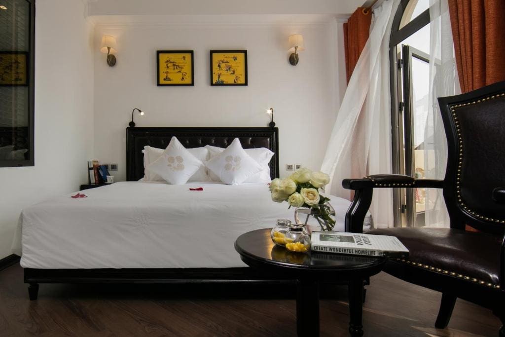 Suite with Balcony room - Image 3