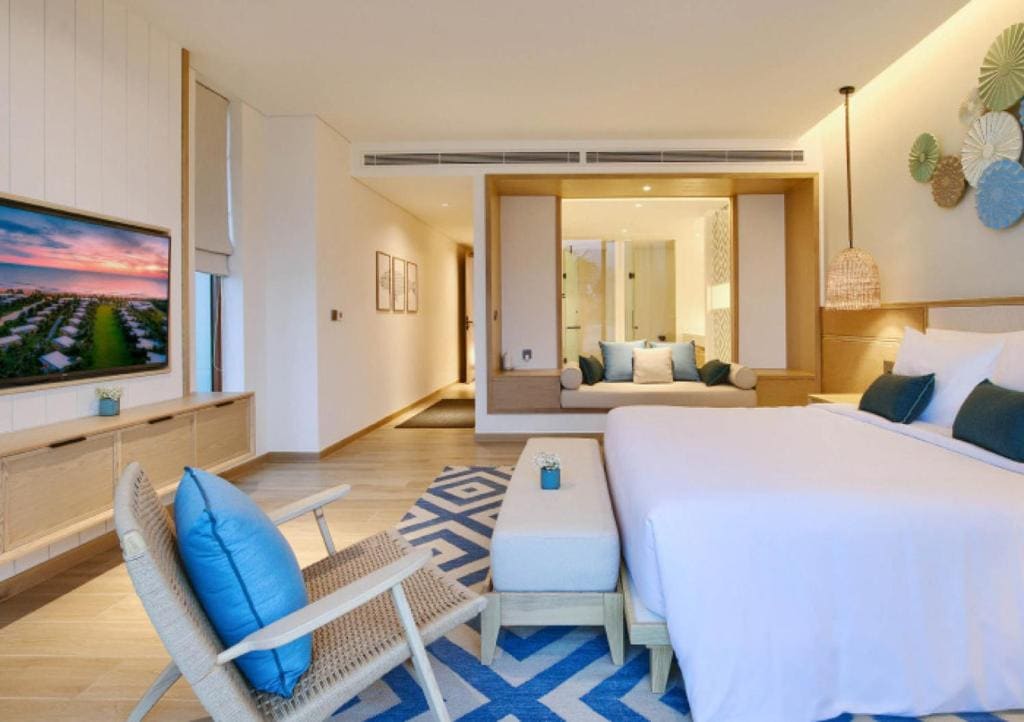 Three-bedroom Garden Villa - Pool Access room - Image 1