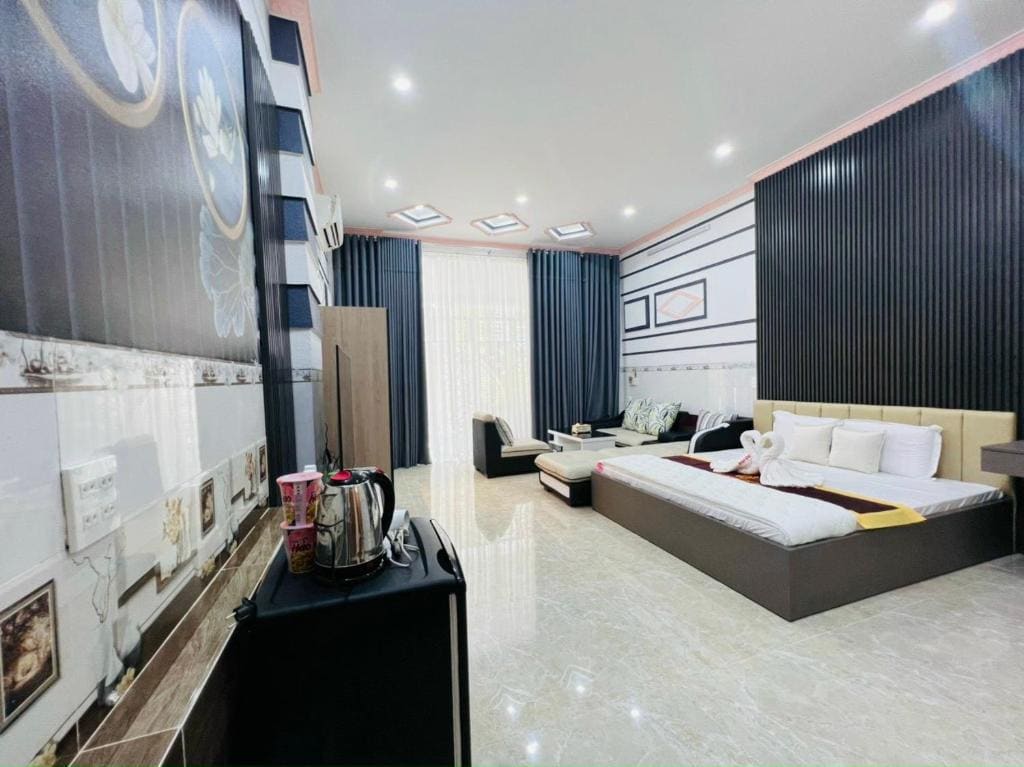 Superior Twin Room room - Image 3