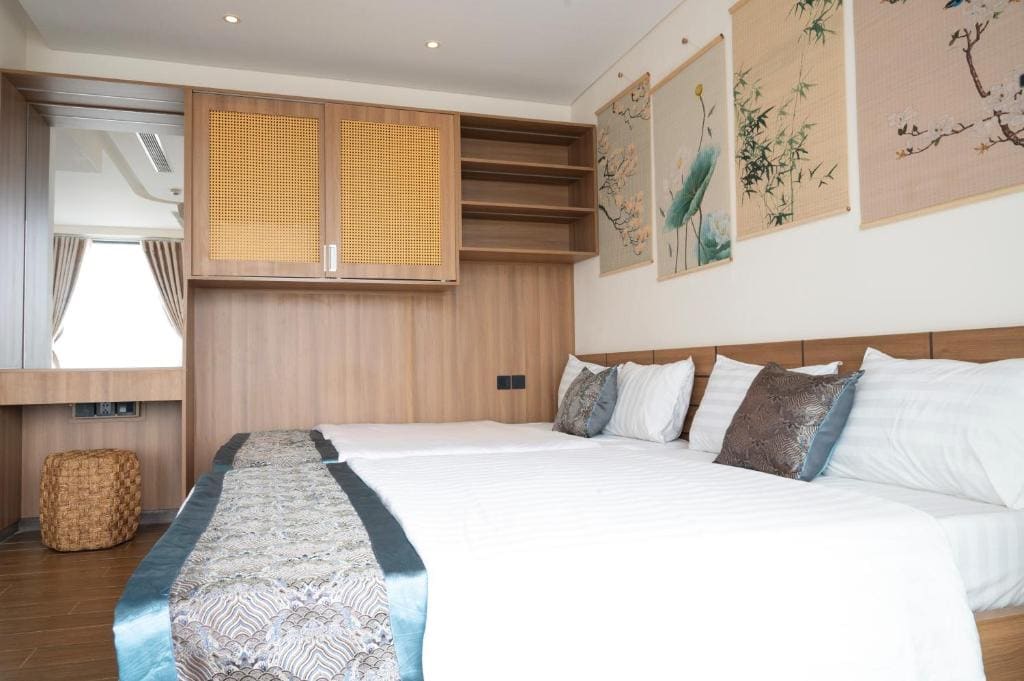 Apartment with City View room - Image 3