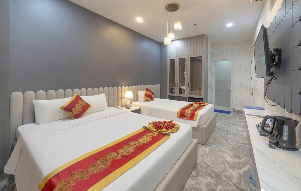Deluxe Twin Room room - Image 1