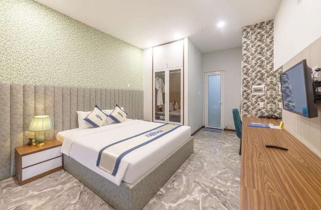 Twin Room with Balcony room - Image 1