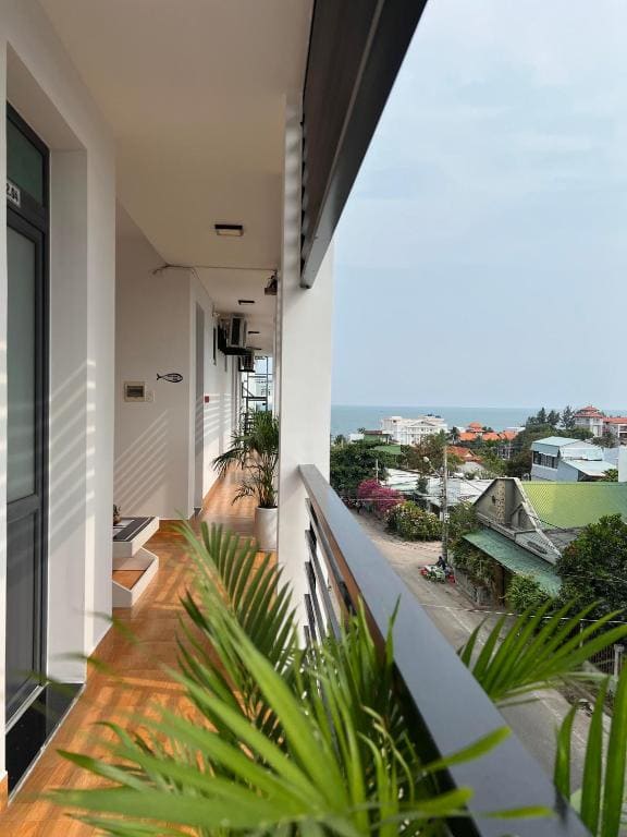 Family Room with Private Bathroom room - Image 1
