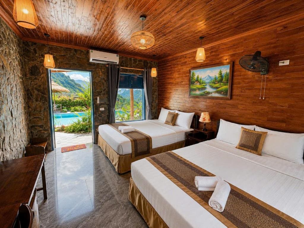 Twin Room with Pool View room - Image 2