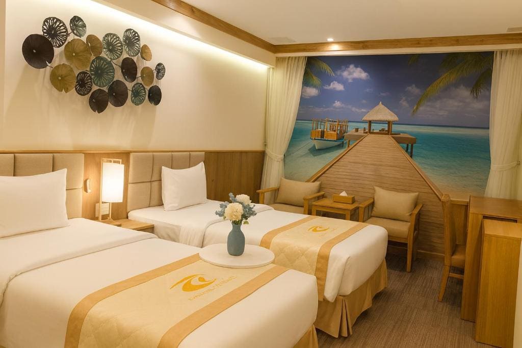 Superior Twin Room without Window room - Image 2