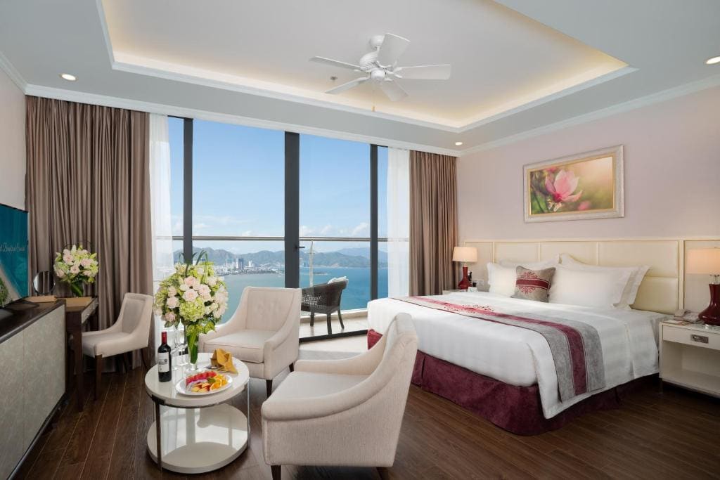 Grand Two Bedroom Ocean View room - Image 2