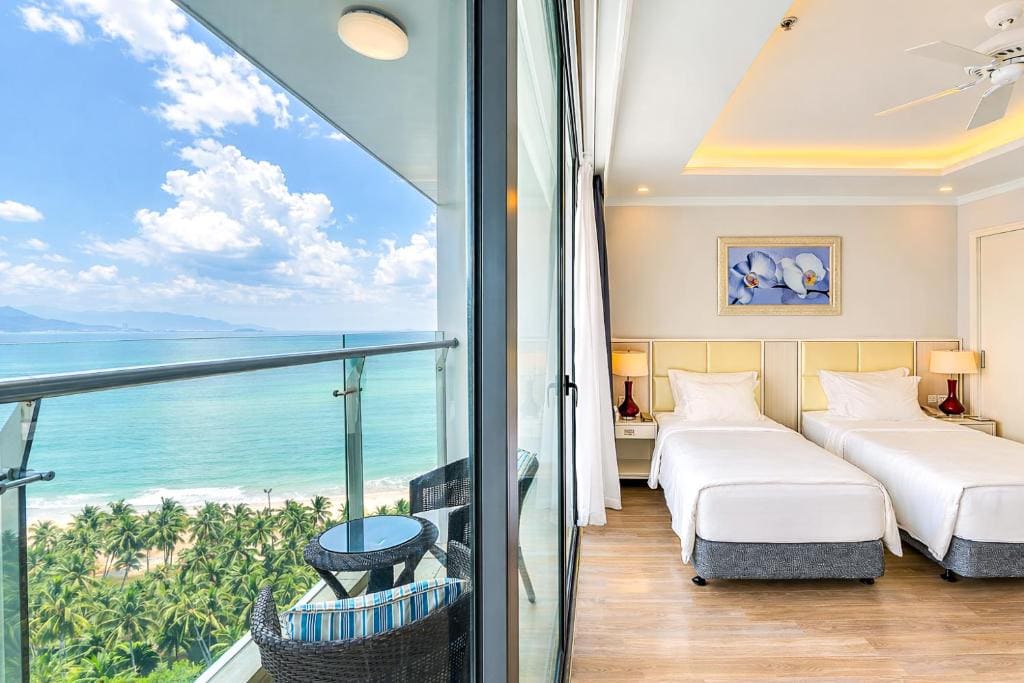 Studio Ocean View Twin Bed room - Image 2