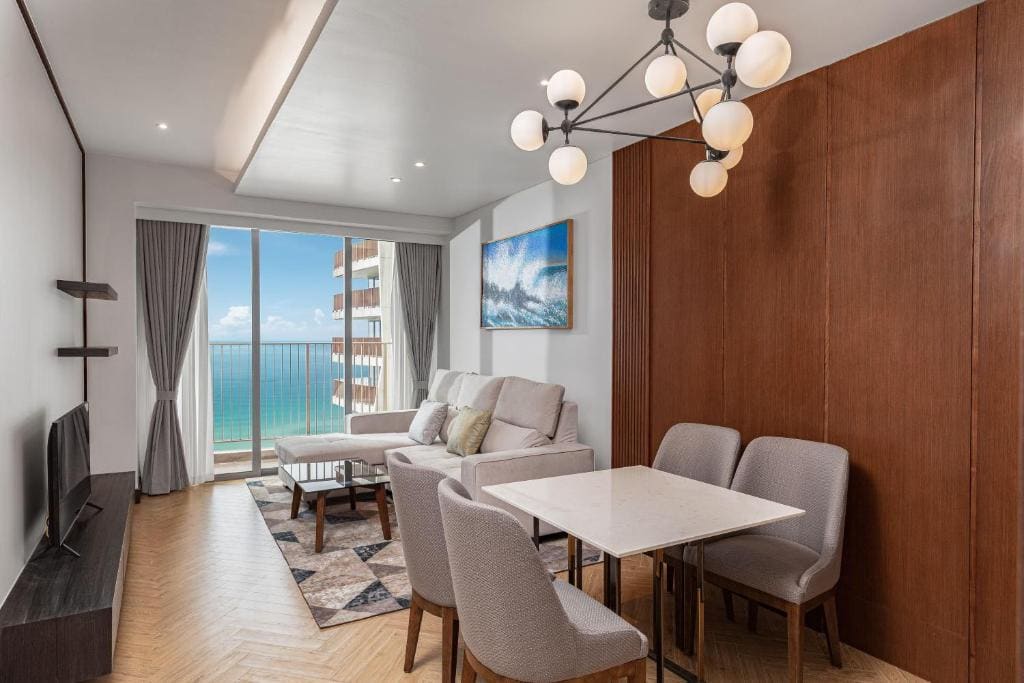 Deluxe Family Two-Bedroom Suite with Balcony and Ocean View room - Image 1