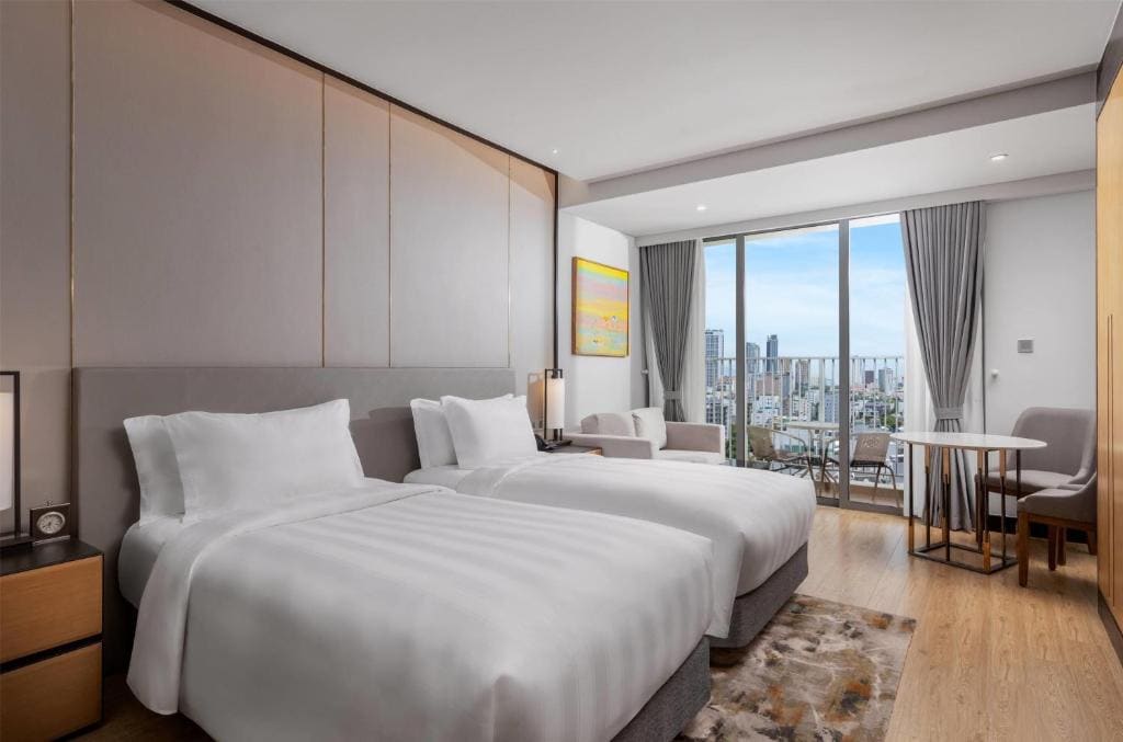 Deluxe Twin Studio with Balcony and Ocean View room - Image 3