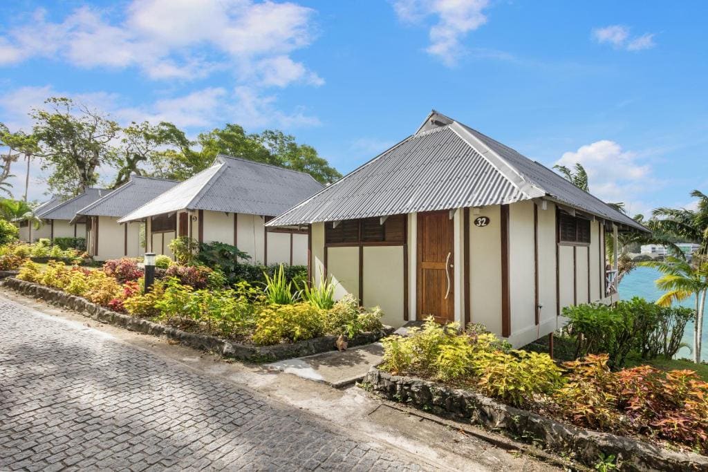 Bungalow with Sea View room - Image 2