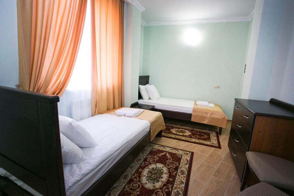 Suite with Mountain View room - Image 2