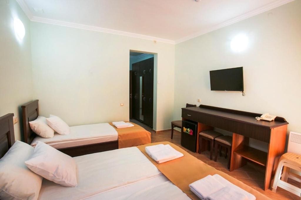 Triple Room with Sea View room - Image 2