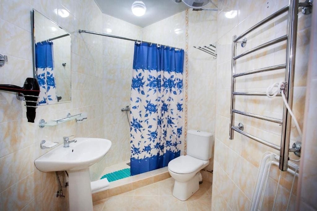 Twin Room with Sea View room - Image 3