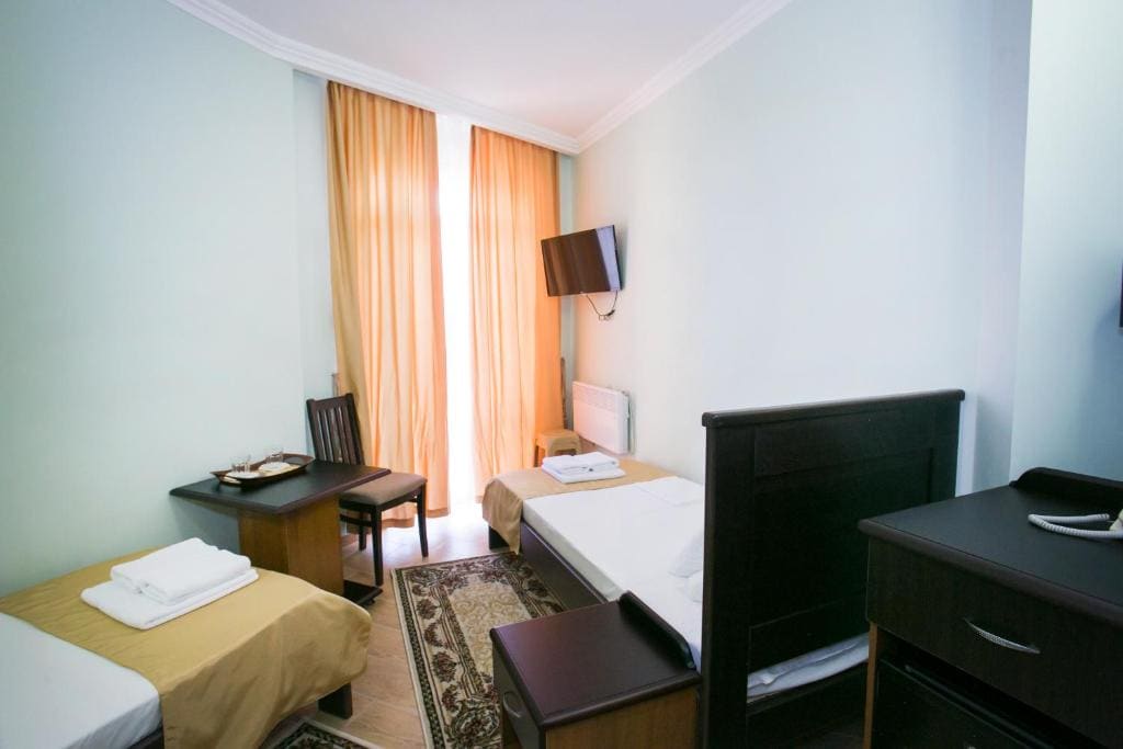 Twin Room with Sea View room - Image 1