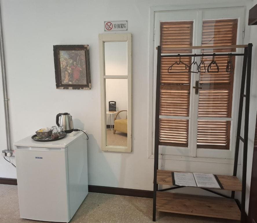 Economy Double Room room - Image 3