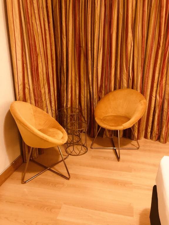 Deluxe Room (2 Adults + 1 Child) room - Image 1