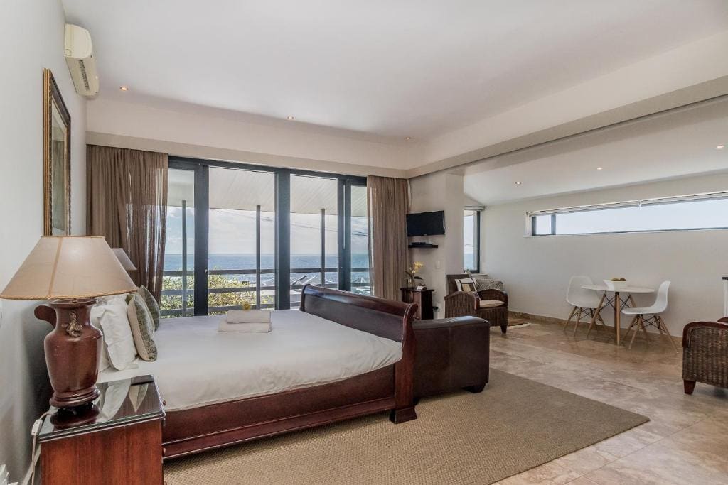 Deluxe Suite room - Image 2