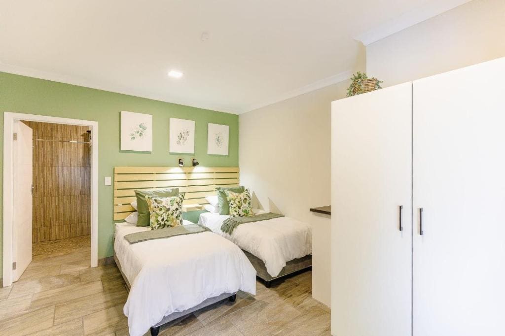 Double Room with Private Bathroom room - Image 1
