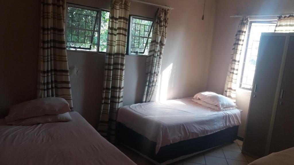 Double or Twin Room room - Image 2