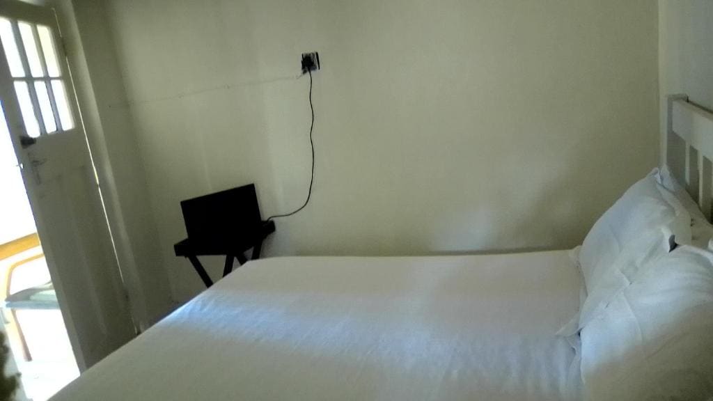 Budget Double Room room - Image 2