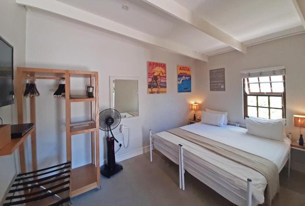 Budget Double Room room - Image 2