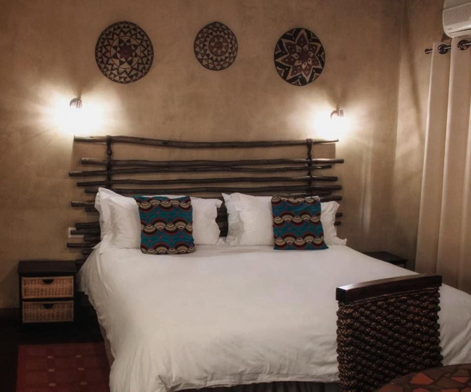 Standard Double or Twin Room room - Image 3