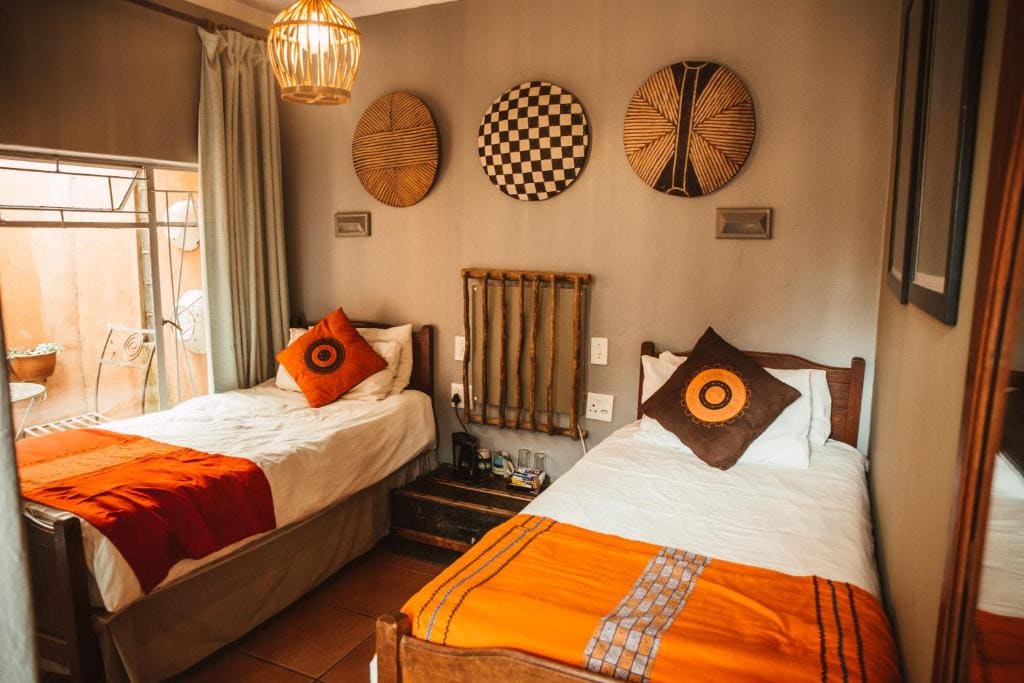 Twin Room room - Image 2