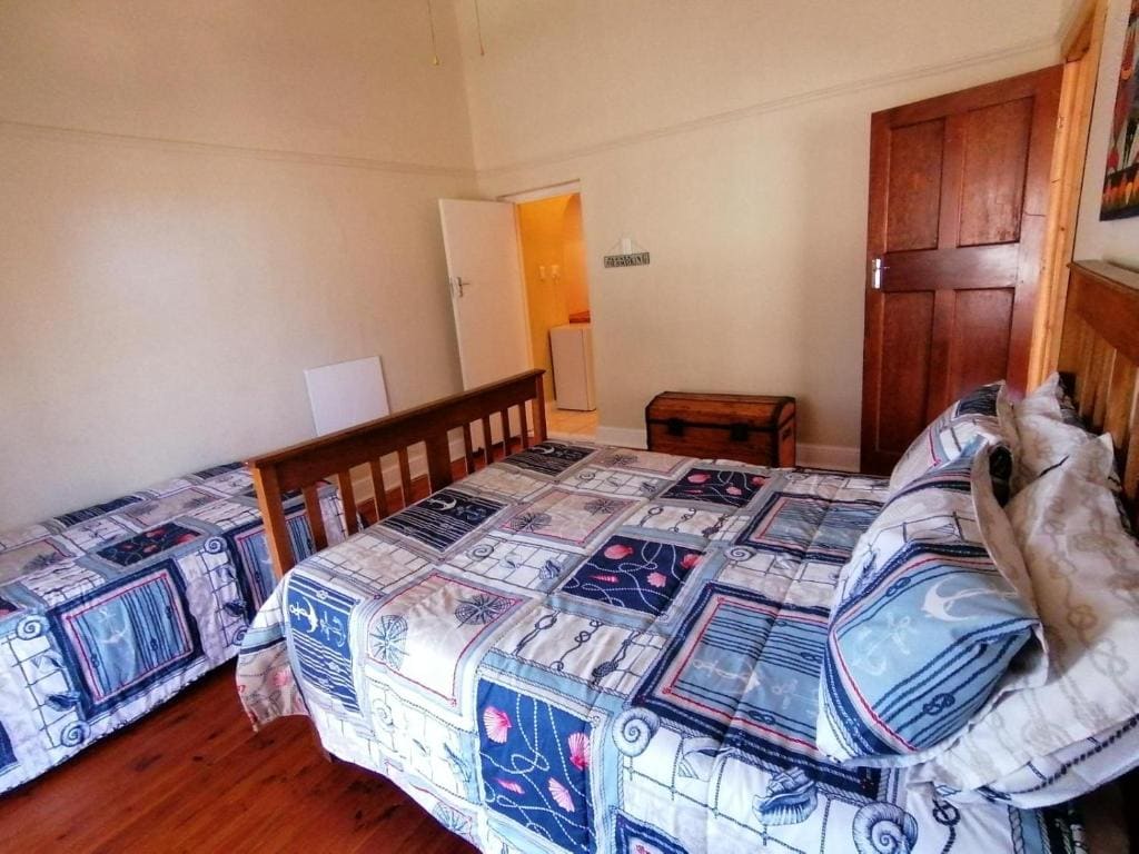 Family Room room - Image 2