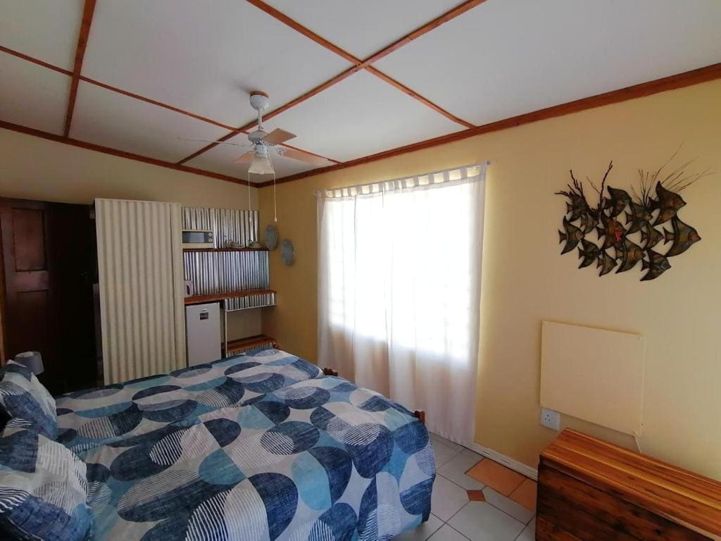 Family Room room - Image 3