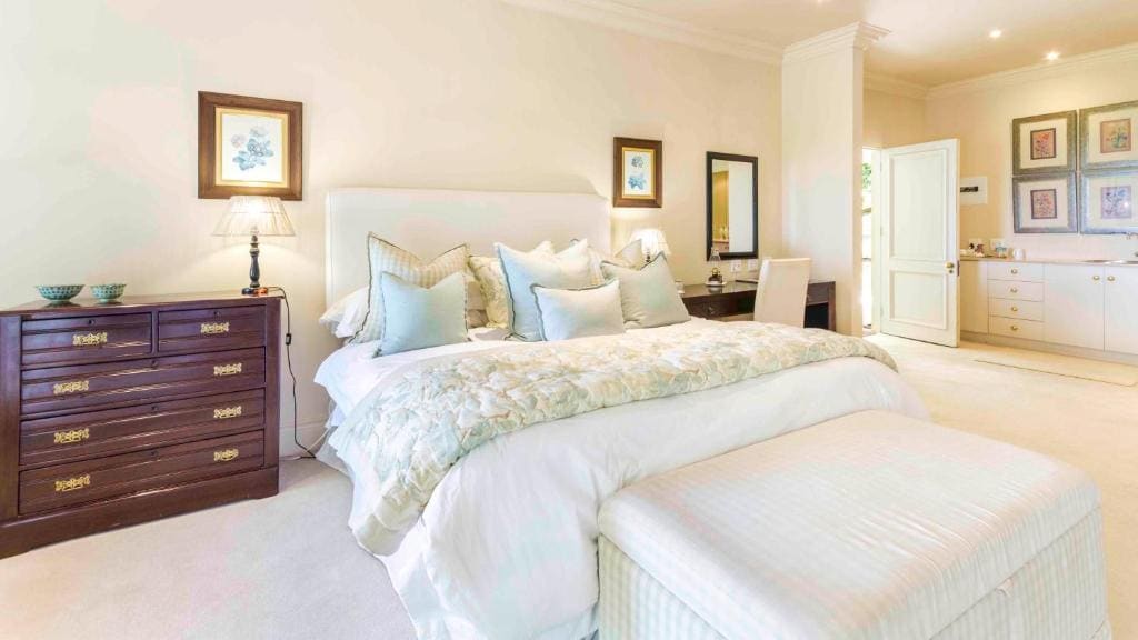 Luxury King Room room - Image 3