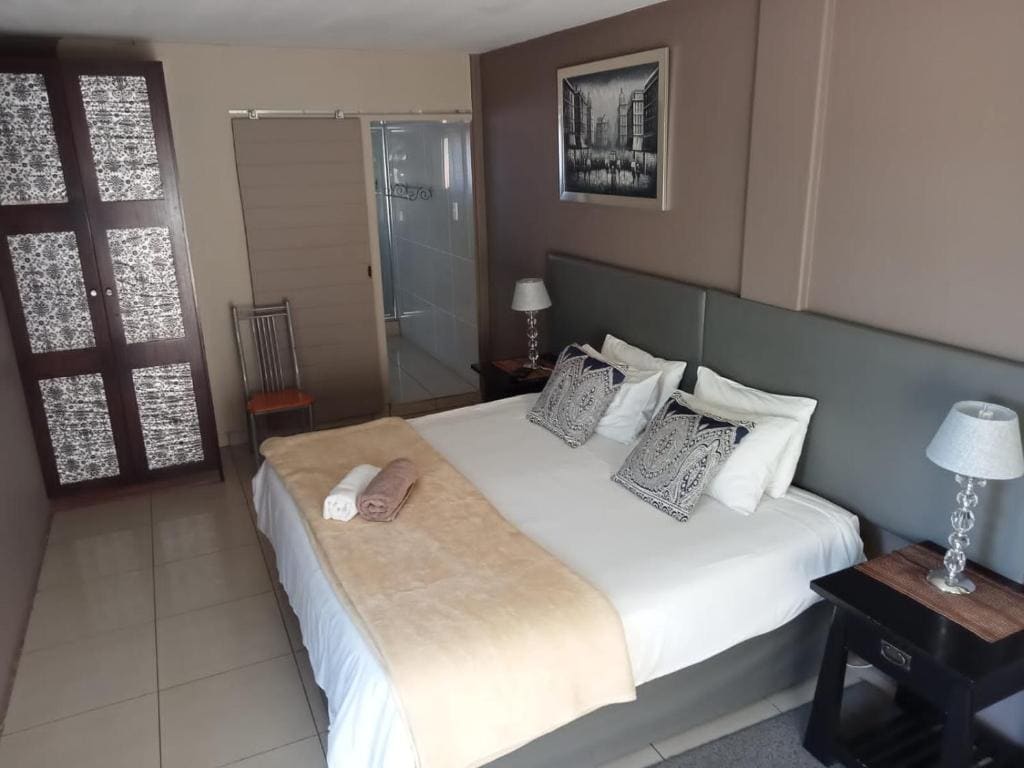 Suite room - Image 2