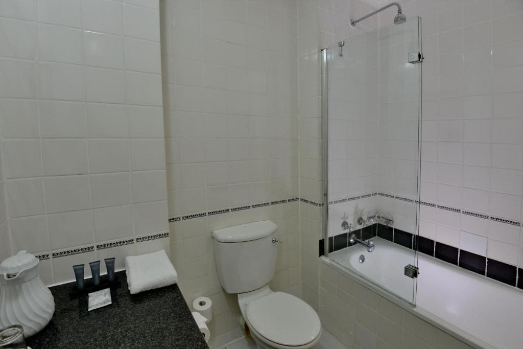 Executive Twin Room room - Image 2