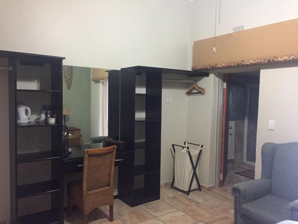 Deluxe Queen Room room - Image 1