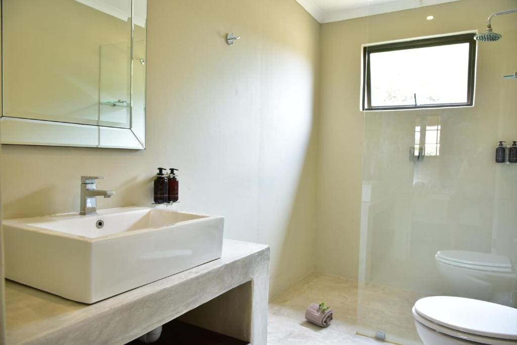 Standard Double or Twin Room room - Image 2